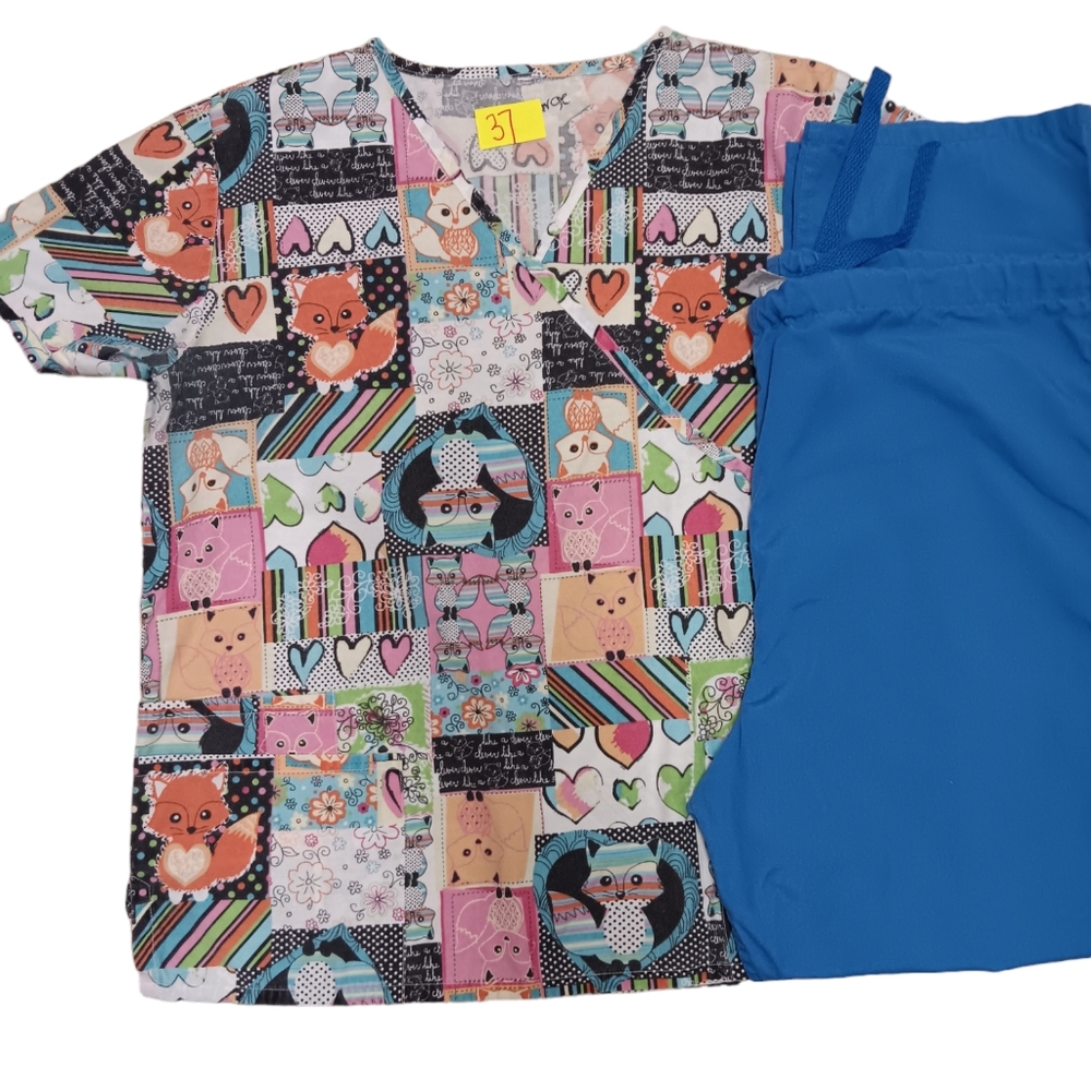 scrub set